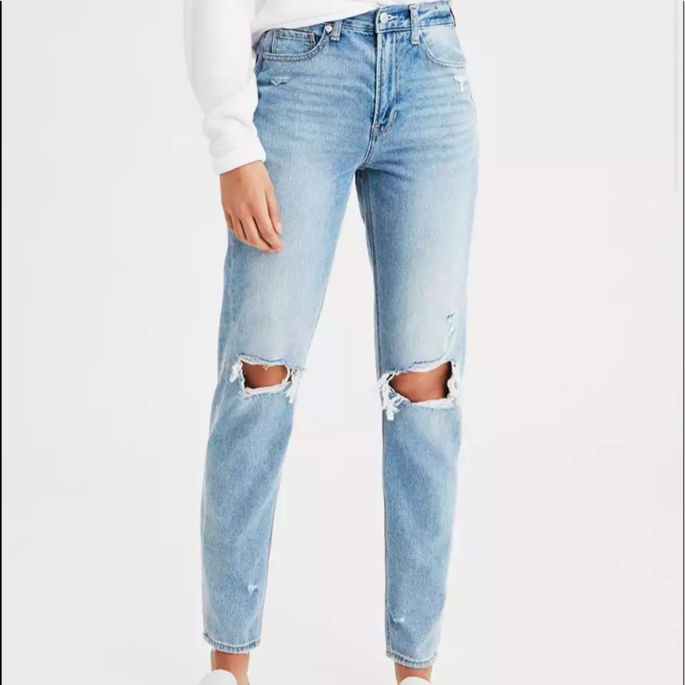 America Eagle Mom Jeans
